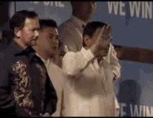 Rodrigo Duterte Clap GIF - Rodrigo Duterte Clap Wave GIFs