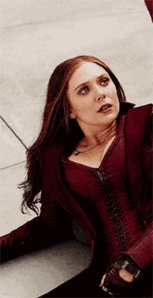 Scarlet Witch Stare GIF - Scarlet Witch Stare Looking GIFs