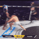 a boxing match between montagnac and vosgröne is being played