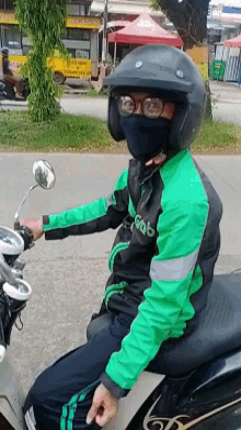 Grab Motorcycle GIF - Grab Motorcycle Ride GIFs
