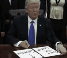 Trump Draws GIF - Trump Draws Leak GIFs