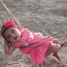 illus babies cutes swing chilling
