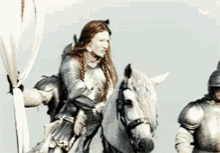 Queen Elizabeth Horse GIF - Queen Elizabeth Horse Battle GIFs