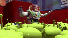 Chercher GIF - Toy Story Buzz Lightyear Aliens GIFs