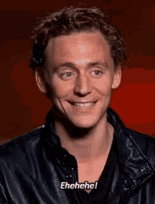 Tom Hiddleston Ehehehe GIF - Tom Hiddleston Ehehehe Hehehe GIFs