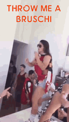 Beer Drinking Girl GIF - Beer Drinking Girl Party Time GIFs