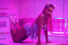 Ariana Hot GIF - Ariana Hot Loop GIFs