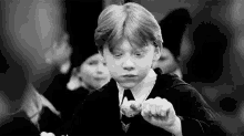 So Hungry GIF - Harrypotter Hungry Sohungry GIFs