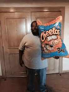 Cheetos Big GIF - Cheetos Big GIFs