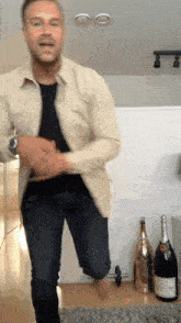 Brad Cookout GIF - Brad Cookout Whos Invited GIFs