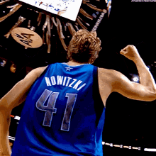 Dirk Nowitzki Nba GIF - Dirk Nowitzki Nba Basketball GIFs