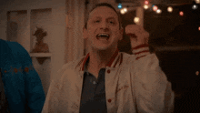 He Can'T Hit I Think You Should Leave GIF - He Can'T Hit I Think You Should Leave Tim Robinson GIFs