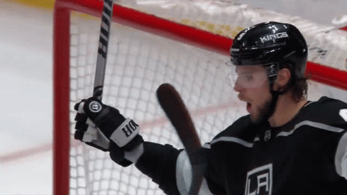 La Kings Adrian Kempe GIF - La Kings Adrian Kempe Kings - Discover & Share  GIFs