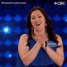 Clapping Melissa GIF - Clapping Melissa Family Feud Canada GIFs