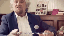 Movimento 5 Stelle Beppe Grillo Incorruttibile GIF
