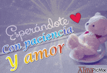 a teddy bear sits on a saucer with the words " esperandote con paciencia y amor " on the bottom