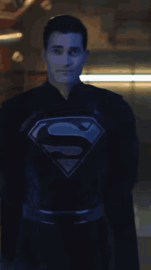 Elseworlds Tyler Hoechlin GIF - Elseworlds Tyler Hoechlin Superman GIFs