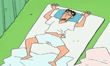 Hiroshi Está Nadando En Sudor GIF - Shinchan Dormir Suda GIFs