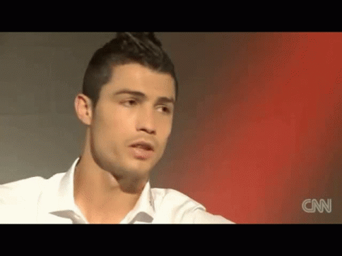 Ne Kadar Komik Ronaldo GIF - Ne Kadar Komik Ronaldo Cristiano Ronaldo -  Discover & Share GIFs