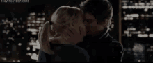 Peter And Gwen Spiderman GIF - Peter And Gwen Spiderman Make Out GIFs