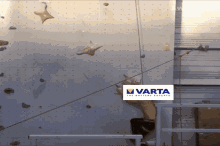 Varta Climb GIF - Varta Climb GIFs