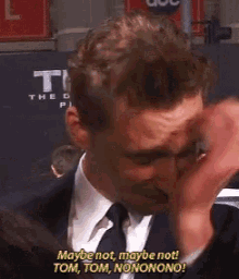 Maybe Not Oh No GIF - Maybe Not Oh No Tom Hiddleston GIFs