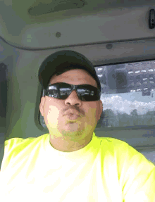 Te Amo Kiss GIF - Te Amo Kiss Selfie GIFs