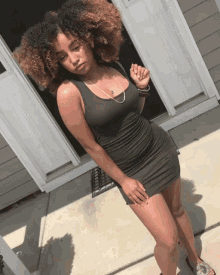 Pretty Afro GIF - Pretty Afro Curly Hair GIFs