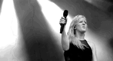 Ellie Goulding GIF - Ellie Goulding Wave Concert GIFs