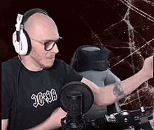 fight glasses punch gamer bald