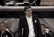 Coach Directions GIF - Coach Directions Pointing GIFs