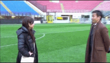 長友佑都 Yuto Nagatomo サッカー選手 GIF - Yuto Nagatomo Soccer Player Field GIFs