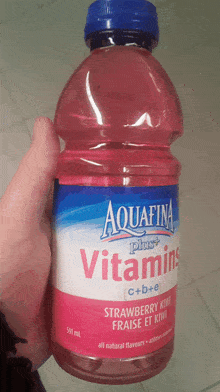 Aquafina Plus Vitamins GIF - Aquafina Plus Vitamins Strawberry Kiwi GIFs