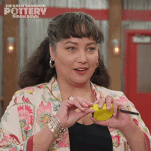 Let'S Measure It Natalie Waddell GIF - Let'S Measure It Natalie Waddell The Great Canadian Pottery Throw Down GIFs