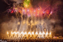 Finale F Ireworks GIF - Finale F Ireworks Pyrotechnics GIFs