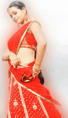 Bhavana Hot Red Saree GIF - Bhavana Hot Red Saree Hot Actress GIFs