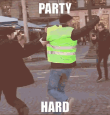 Gilet Jaune Gilet Jaunes GIF - Gilet Jaune Gilet Jaunes Party Hard GIFs