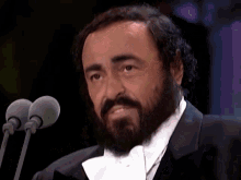 Yellow Sapphire Pavarotti Crypto Gemology GIF