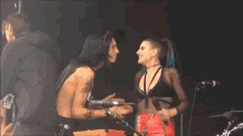 Andy Black Juliet Simms GIF - Andy Black Juliet Simms On Stage GIFs
