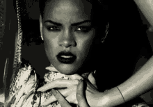 Rihanna GIF - Rawr Growl Rihanna GIFs