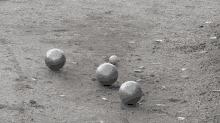 petanque carreau boule balls