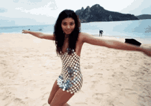 Shake It Bounce GIF - Shake It Bounce Boobs - Discover & Share GIFs