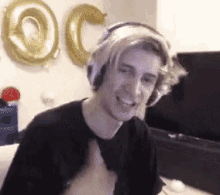 Xqc Thumbs Up GIF - Xqc Thumbs Up Middle Finger GIFs