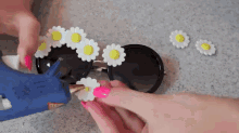Flowered Sunglasses GIF - Floral Sunglasses Diy GIFs