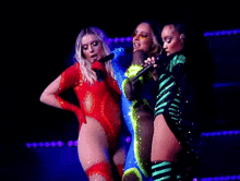 Moulinquinn Perrie Edwards GIF - Moulinquinn Perrie Edwards Jade Thirlwall GIFs