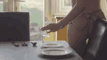 Aoafaves Dining GIF - Aoafaves Dining GIFs