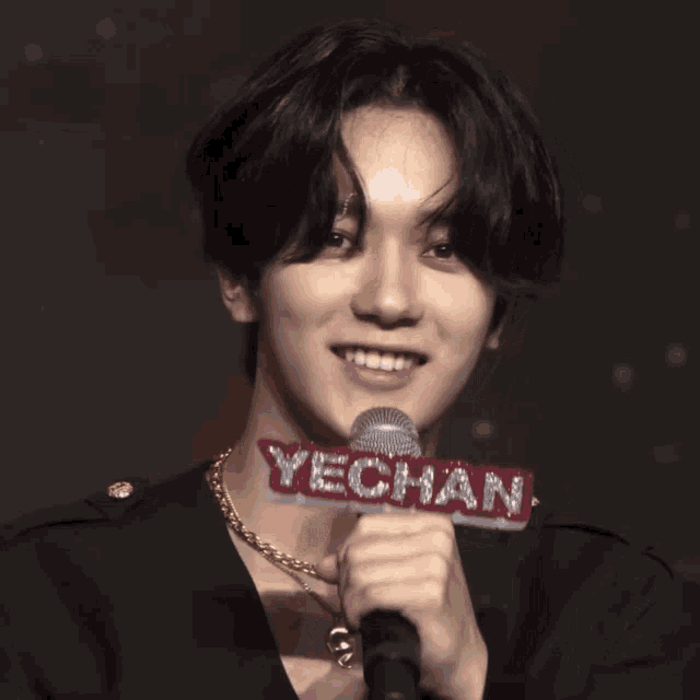 Omega X Yechan GIF Omega X Yechan Shin Yechan Discover Share GIFs