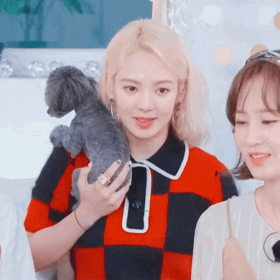 Hyoyeon Dog GIF - Hyoyeon Dog Puppy - Discover & Share GIFs