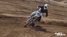 riding dirt rider drifting make a turn rider