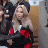 Gowon Loona GIF - Gowon Loona Gowon Cute GIFs